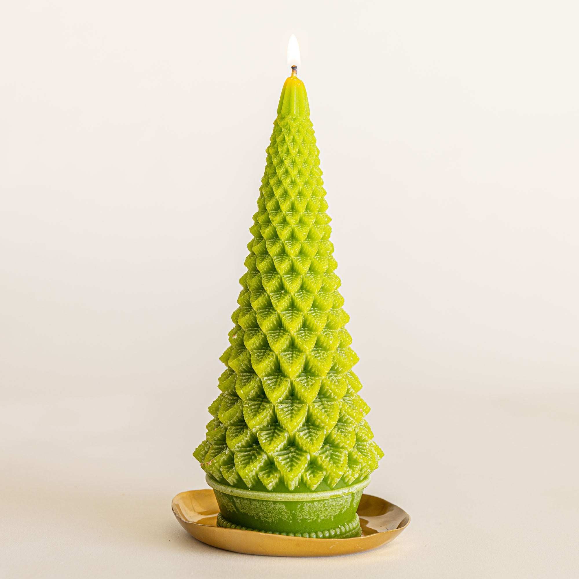 Signature Sculpted Tree Candle - Winterberry Frost