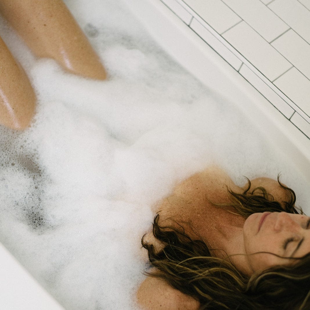 URB APOTHECARY Palo Santo Vetiver Bubble Bath