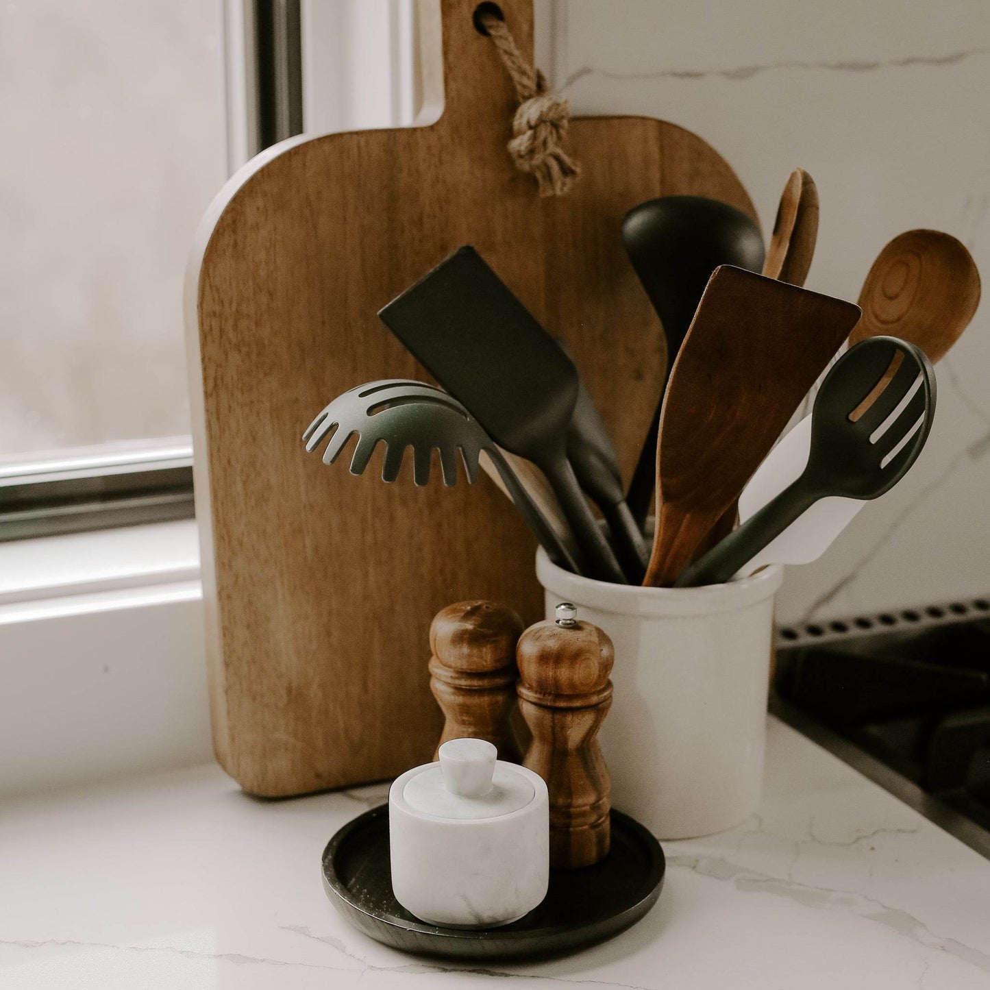 Black Round Wood Tray - My American Goods