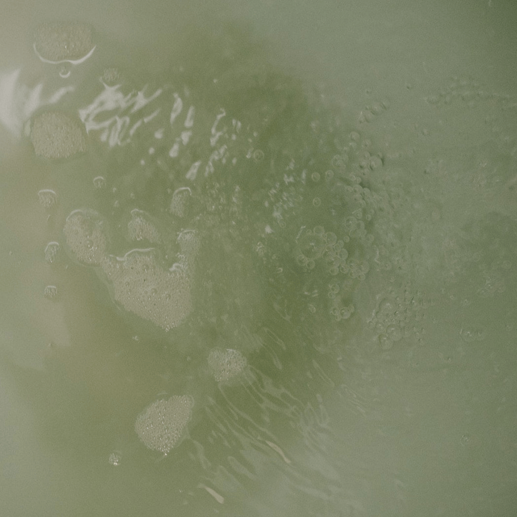 URB APOTHECARY SOAK Bath Soak