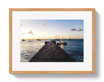 Johnny Vacay Oak / 11x14 / Border Sunset Harbor