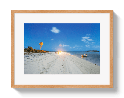Johnny Vacay Oak / 11x14 / Border Bahama Bonfire