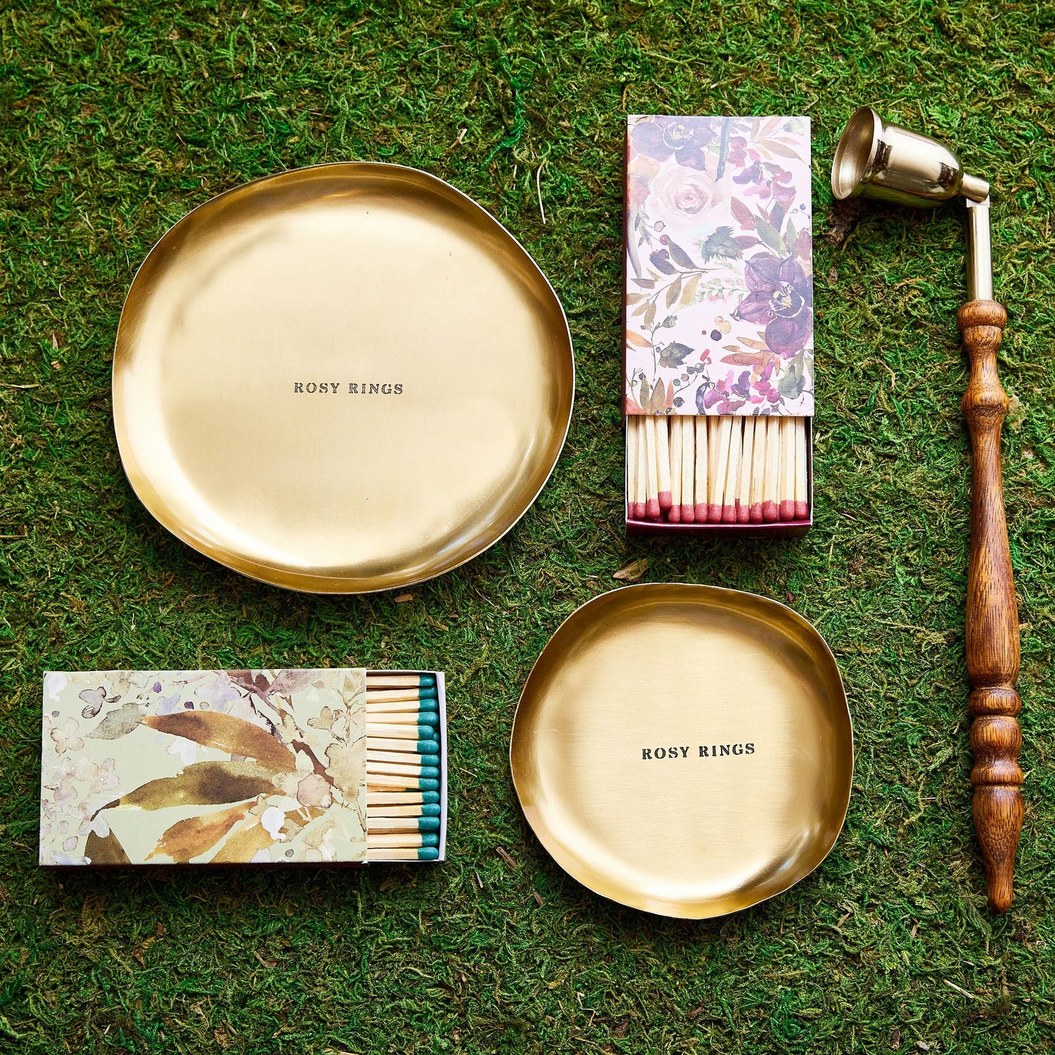 Gold Accent &amp; Signature Botanical Candle Plate
