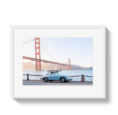 Johnny Vacay White / 11x14 / Border Golden Gate 356