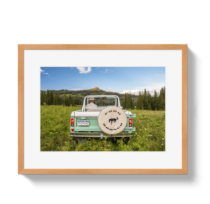 Johnny Vacay Oak / 11x14 / Border Mountain Ride View