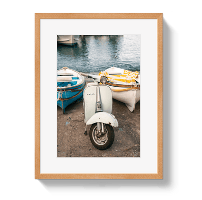 Johnny Vacay Oak / 11x14 / Border Vespa Capri