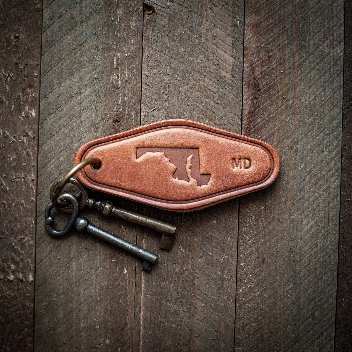 Maryland State Silhouette Leather Keychain Motel Style