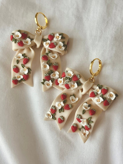 Shop Something Earthy Strawberry Bows