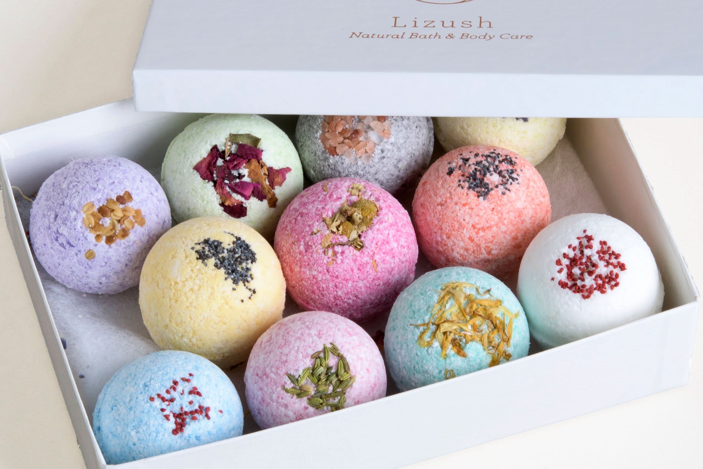 Lizush BATH BOMBS &amp; SHOWER STEAMERS 11 Bath Bombs Gift Box +  one Free Bomb to make 12 !!