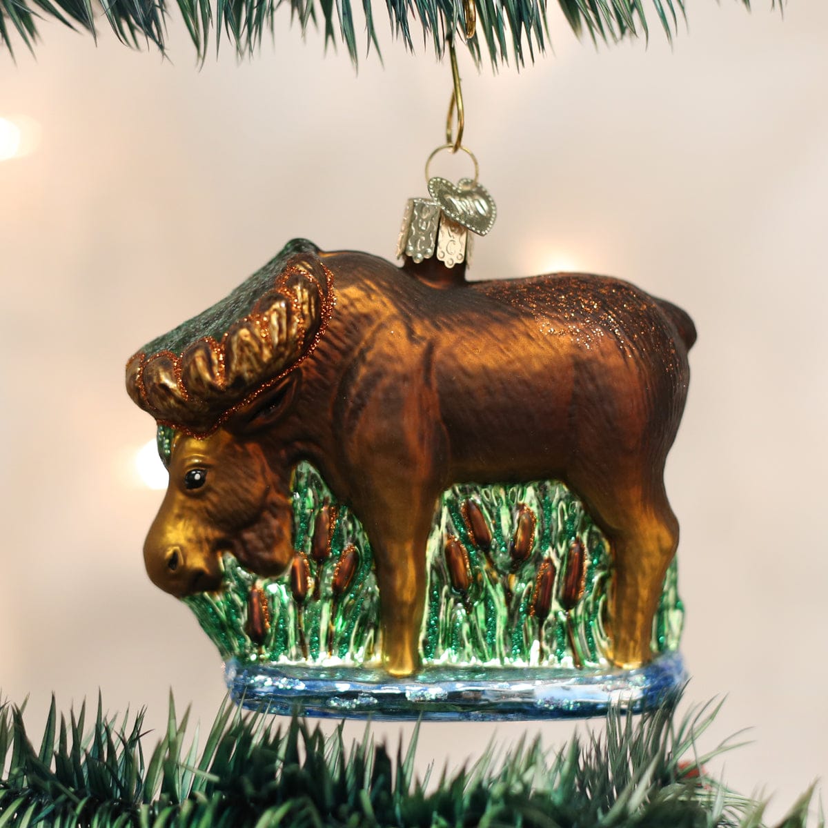 Old World Christmas 3.25 X 3.5 X 1.75 / 12135 Munching Moose Ornament