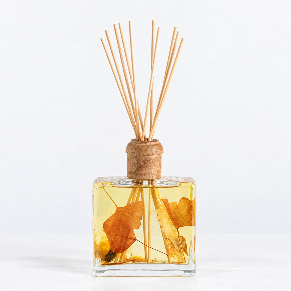 Signature Botanical Reed Diffuser - Honey Tobacco