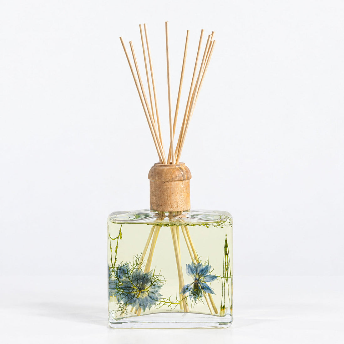 Signature Botanical Reed Diffuser - Sea Salt Mist