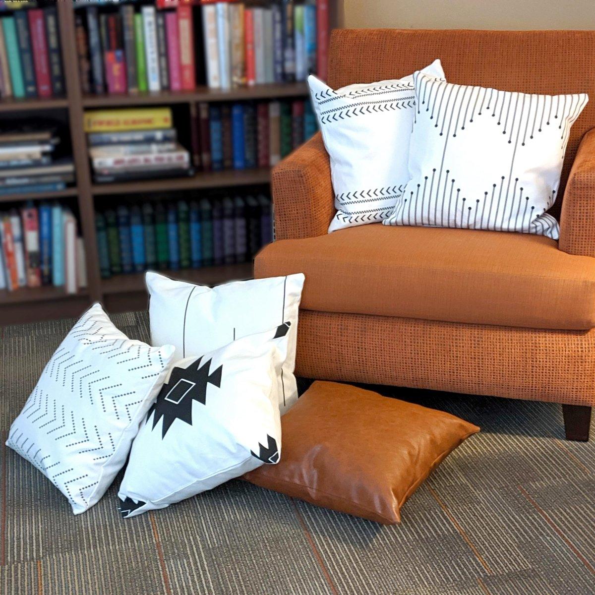 Gia Roma Throw Pilow Amber &amp; Farm Set