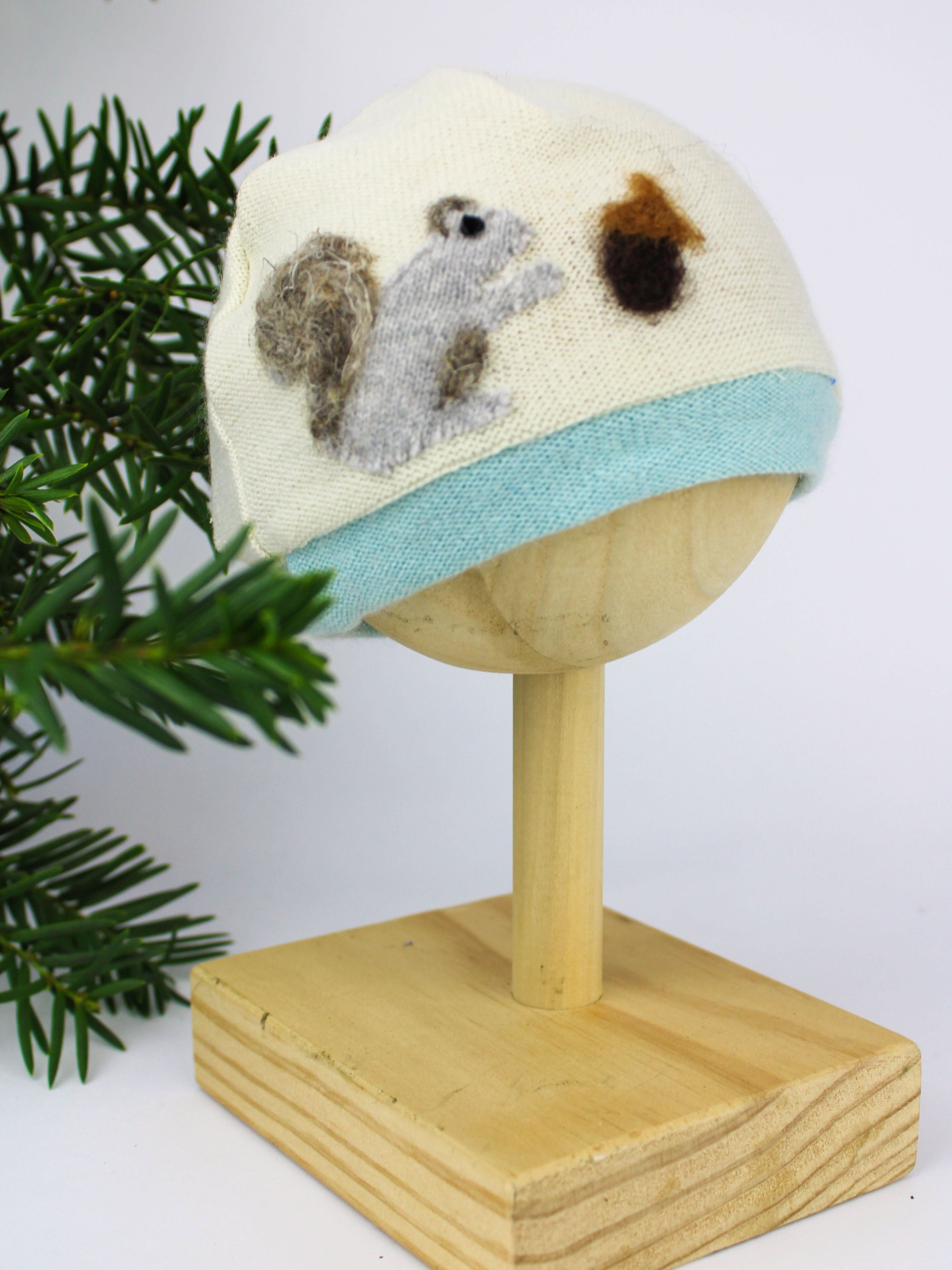 Ash &amp; Rose hat Sky Squirrel Cashmere Hat - Newborn