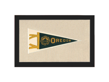 Americana Memories Vintage Pennants and Memorabilia Vintage University of Oregon Pennant