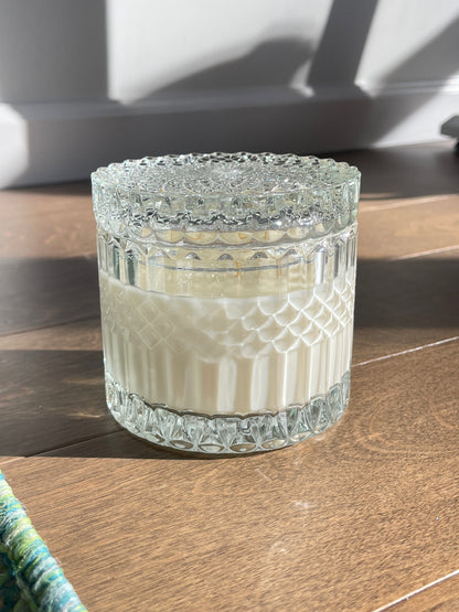 Oddly Brewed Soy candle Cloe Crystal Candle