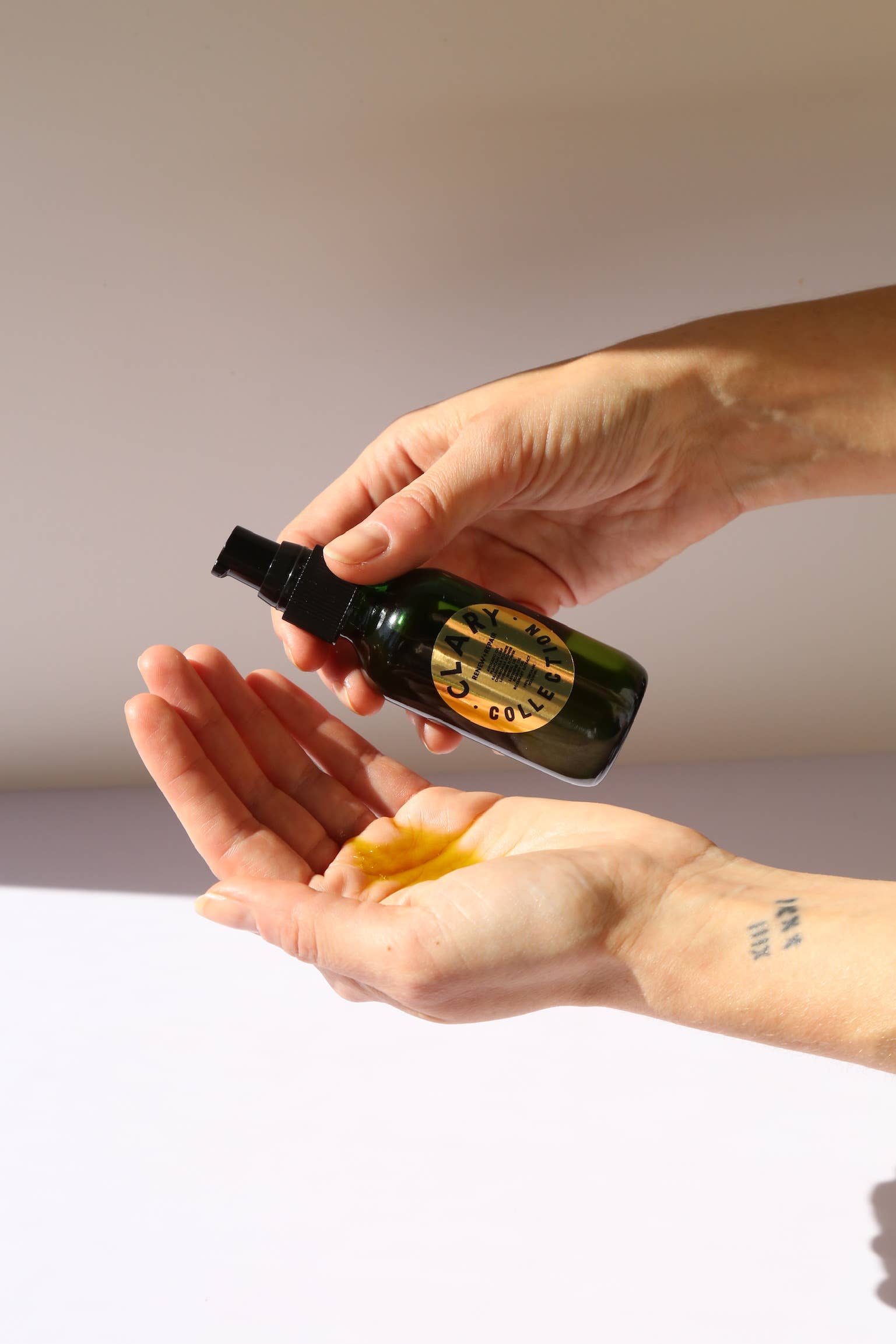 Clary Collection face oil Renew + Repair Oil 2oz