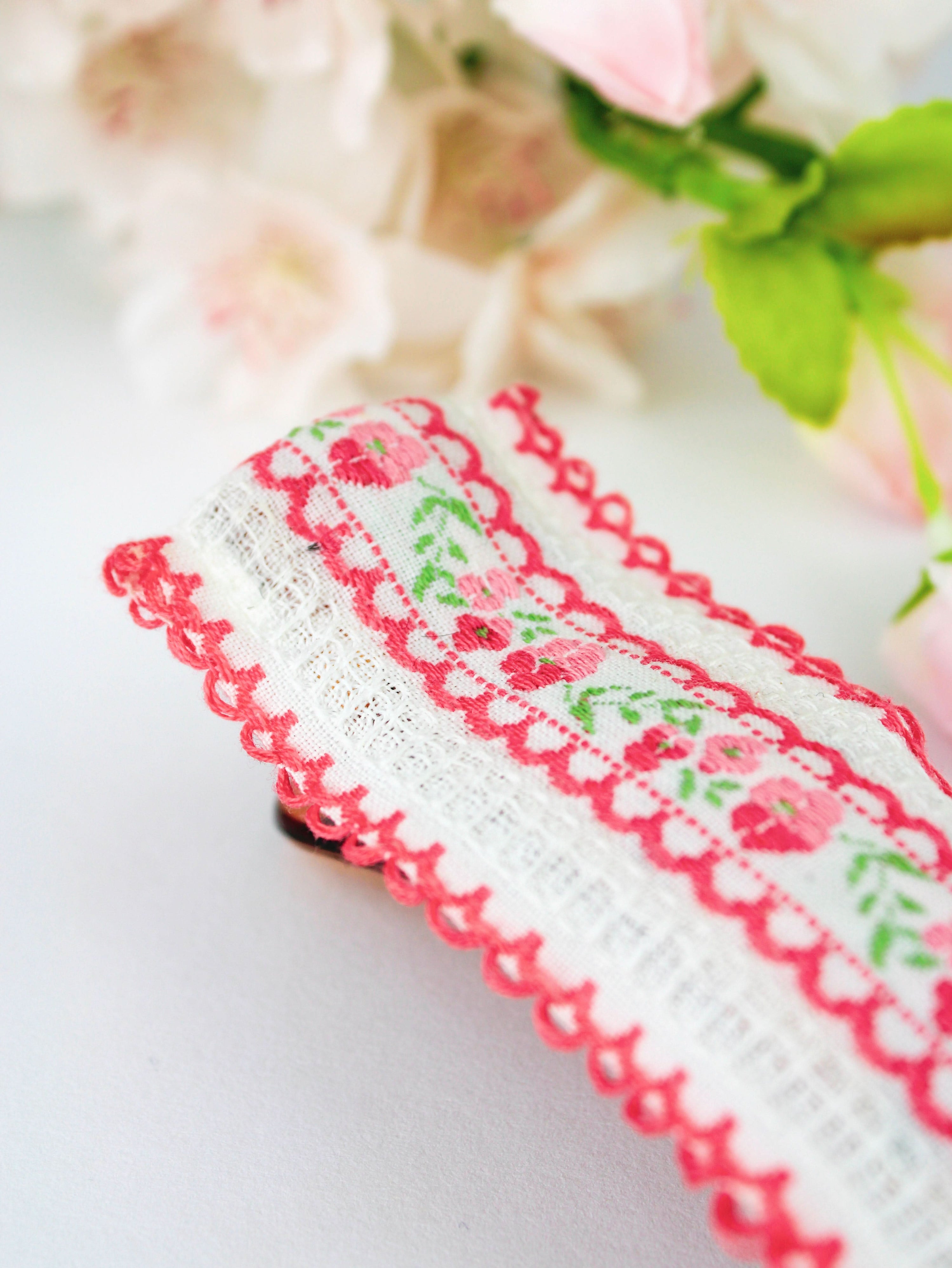 Ash &amp; Rose Hair Clip Spring in Sweden Vintage Ribbon Hair Clip