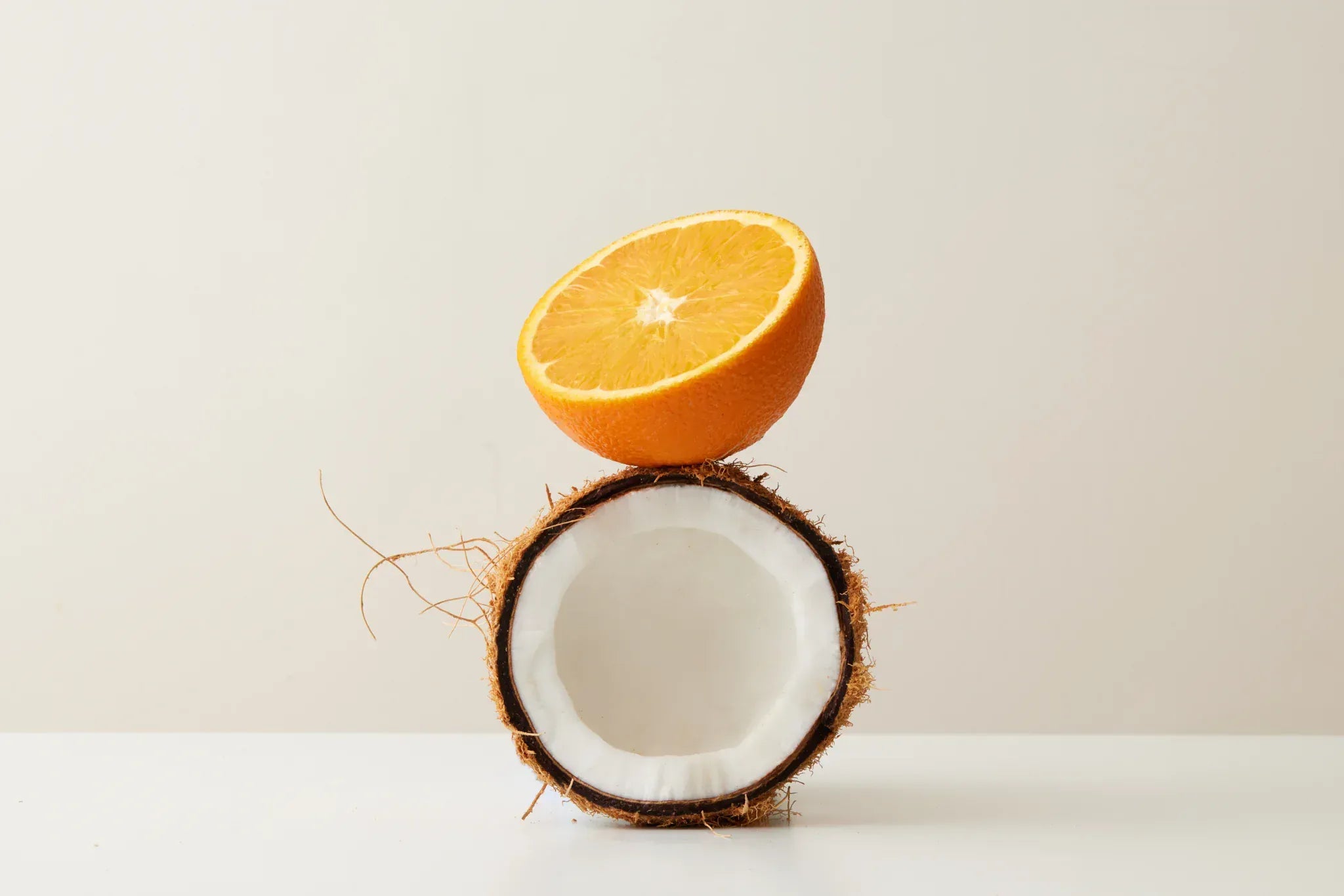 UNDER LUNA™ Body Wash Body Cleanser