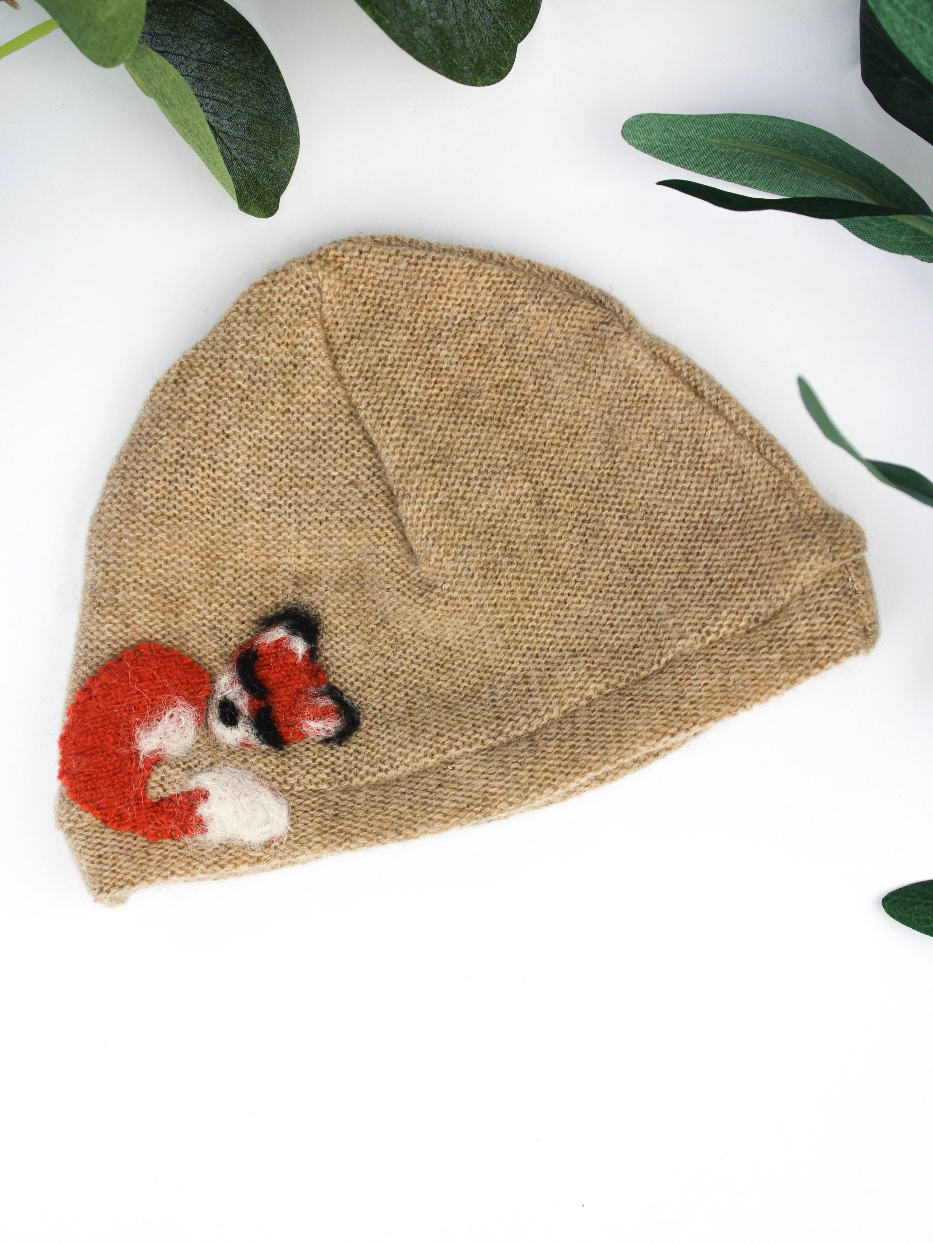 Ash &amp; Rose hat Sleeping Fox Cashmere Hat - Newborn