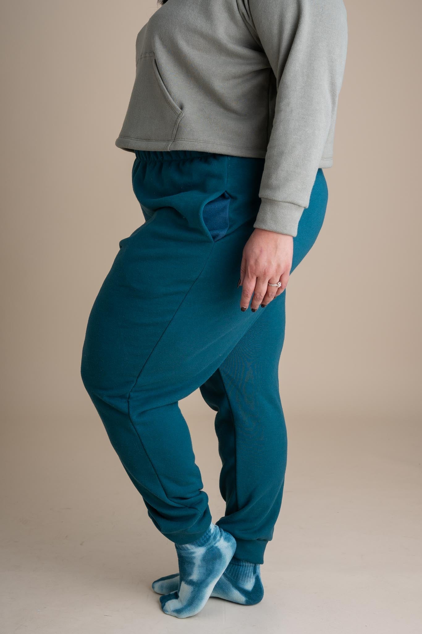 Joggers in Marine