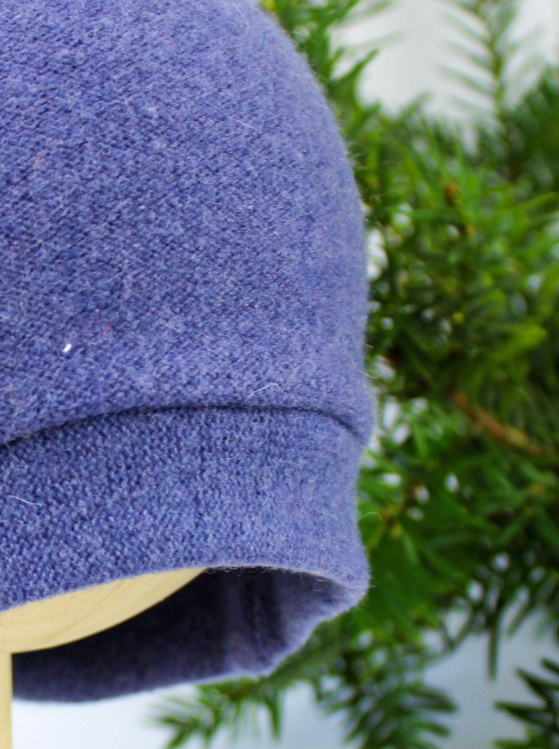 Ash &amp; Rose hat Sleeping Fox Cashmere Hat - Child