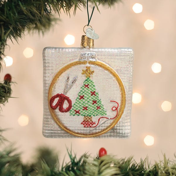 Old World Christmas 3.75 X 3.25 X 0.75 / 32709 Christmas Cross Stitch Ornament
