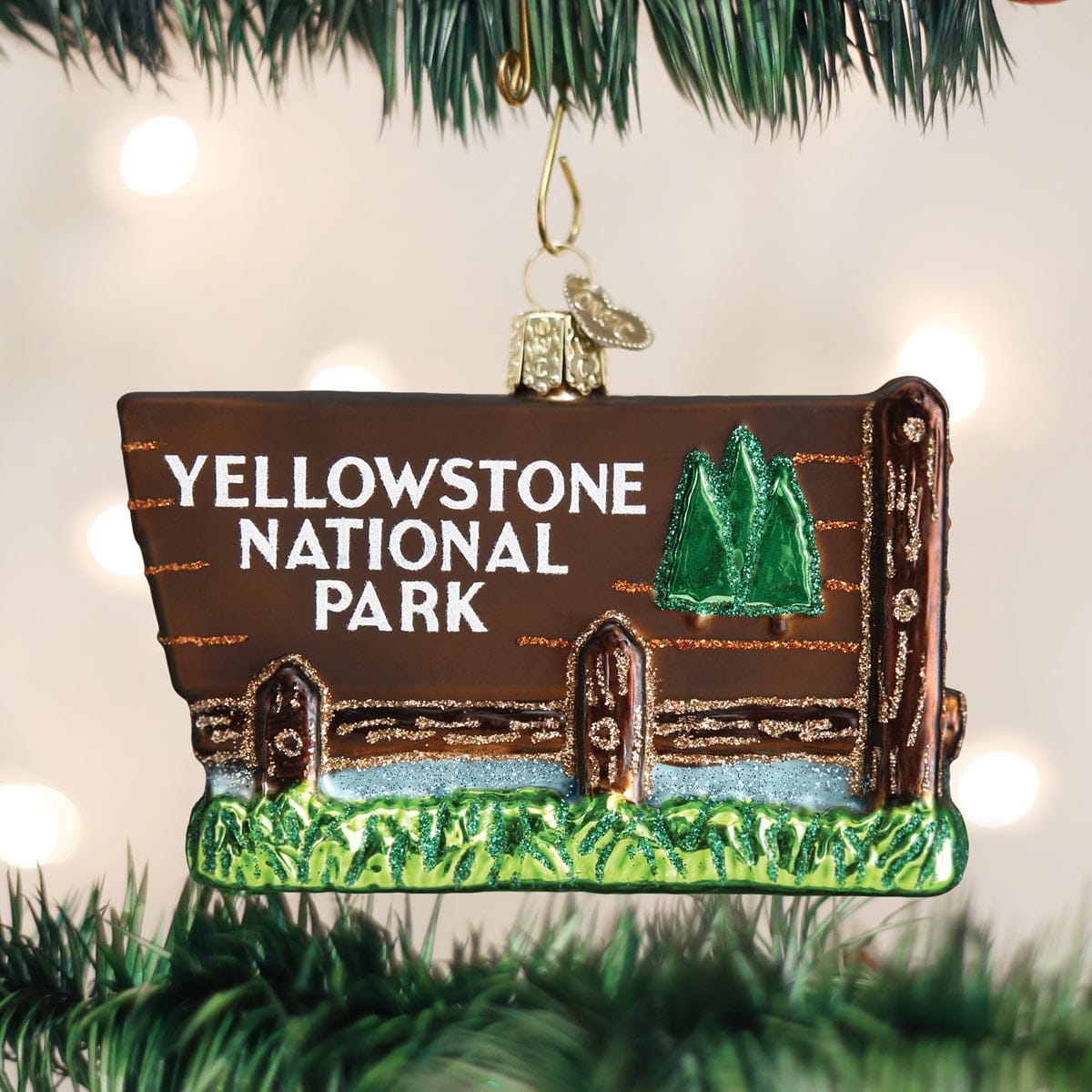 Old World Christmas 2.75 X 4 X 0.75 / 36173 Yellowstone National Park