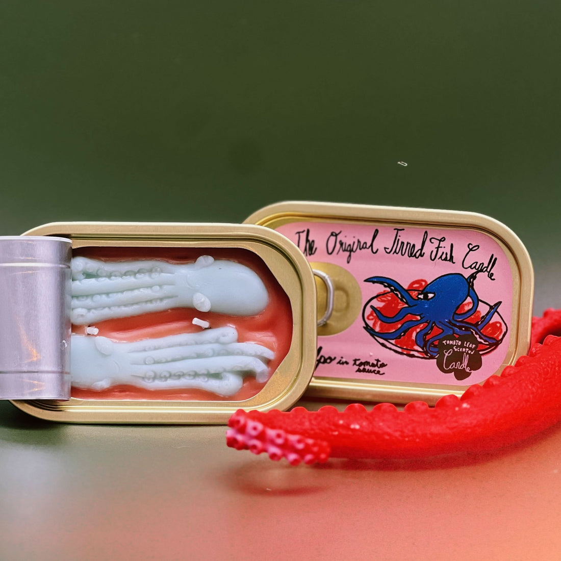 Tinned Candle Tinned Fish Candle - Pulpo in Tomato Sauce (Tomato Leaf Scented)
