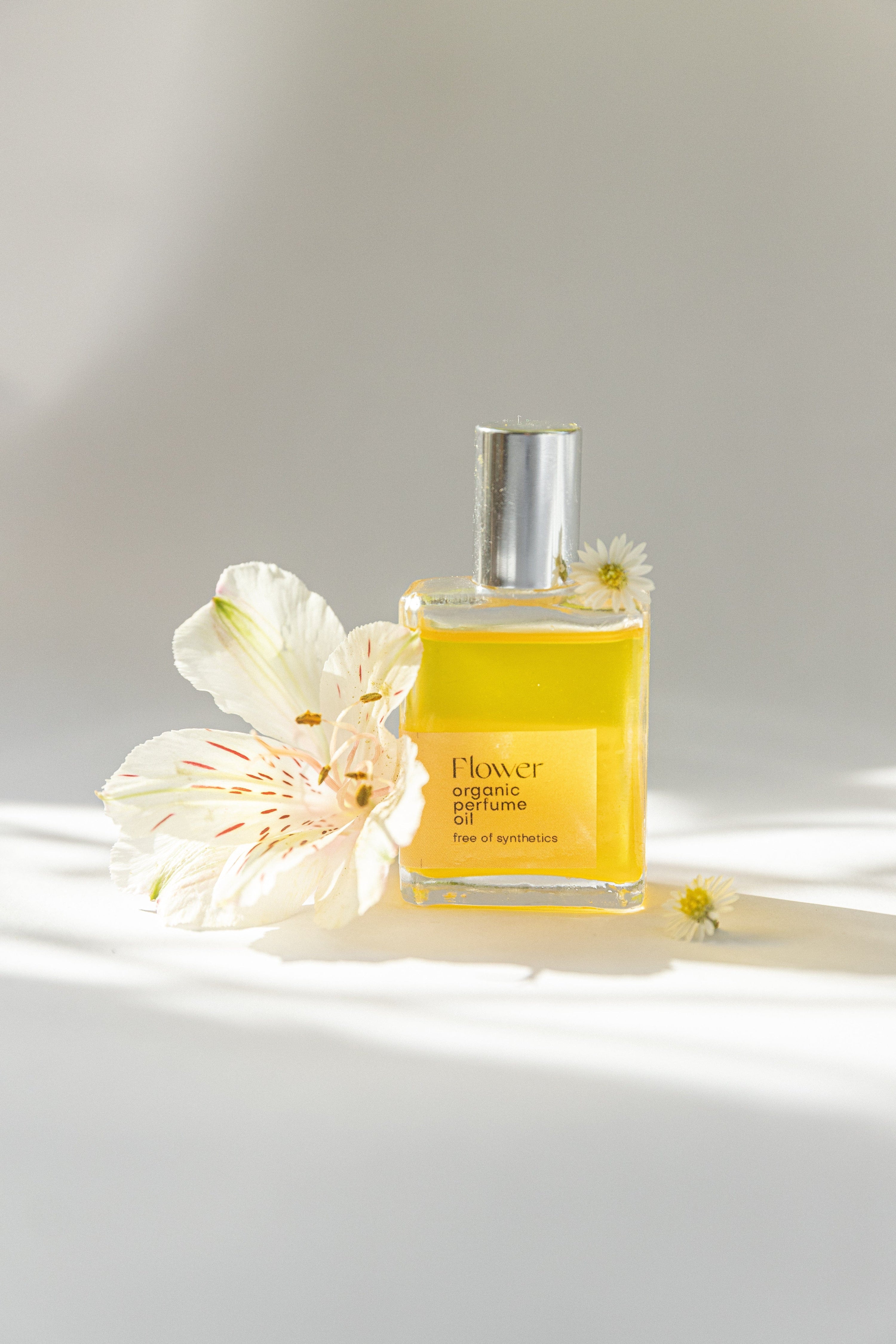 Circular Bodies flower Organic Essential Oil Perfume