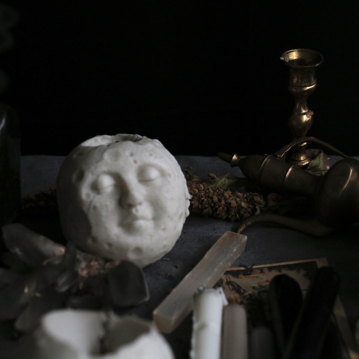 Witch in the Woods Botanicals Candle Full Moon Candle