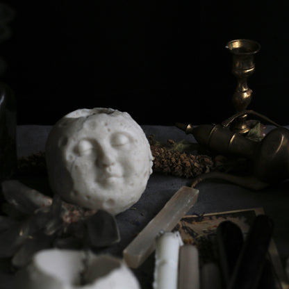 Witch in the Woods Botanicals Candle Full Moon Candle