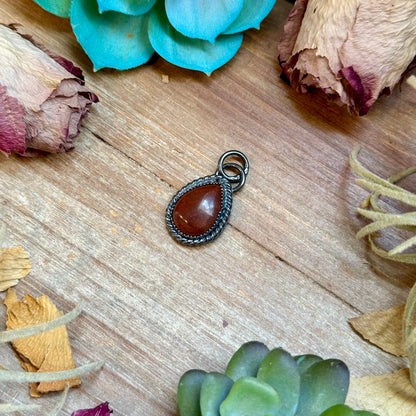 MJ Brown Wild Horse Teardrop Charm &amp; Sterling Pearl Necklace – No. 1