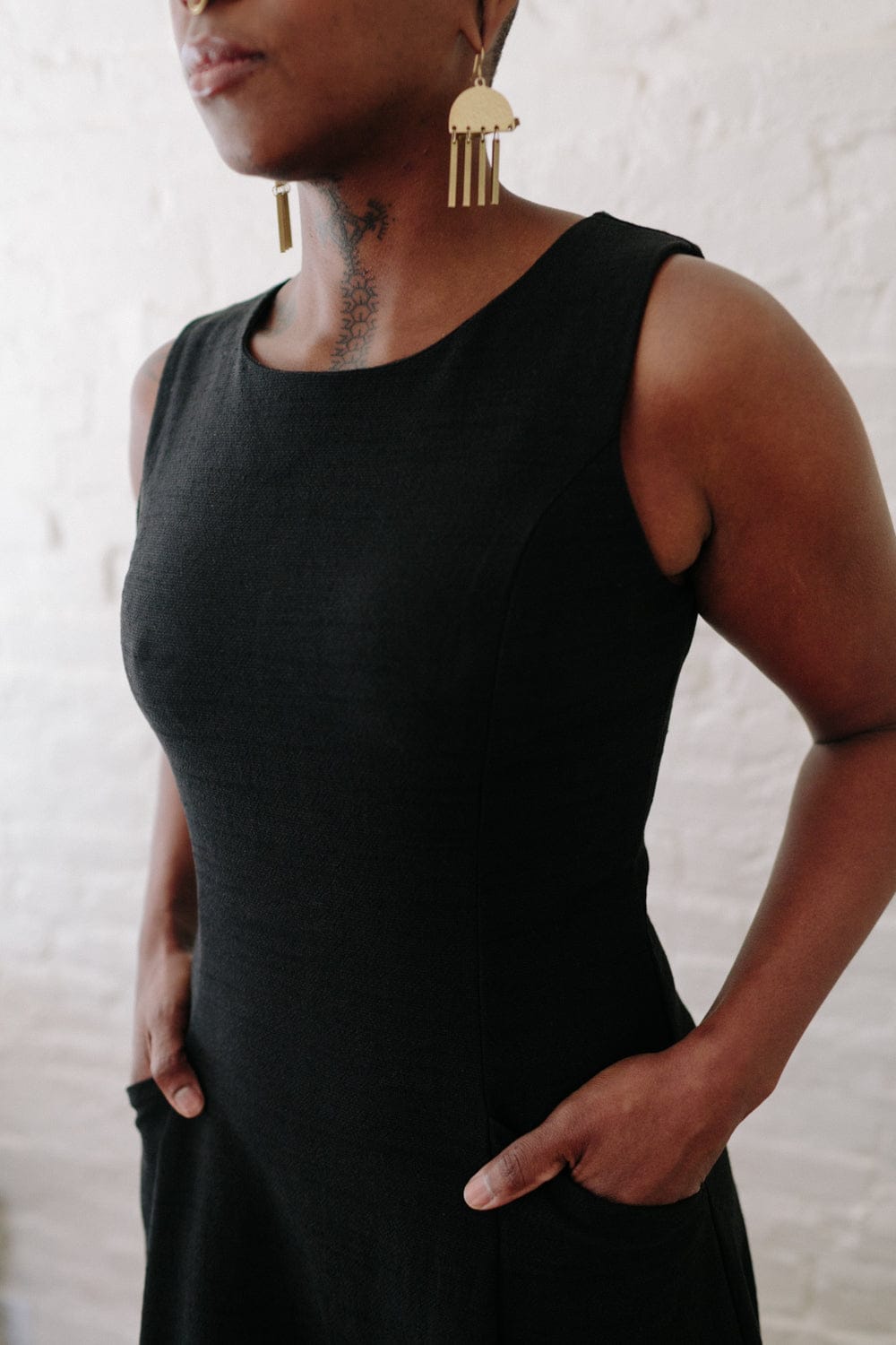 Field Day Dress Lori Dress in Black Linen