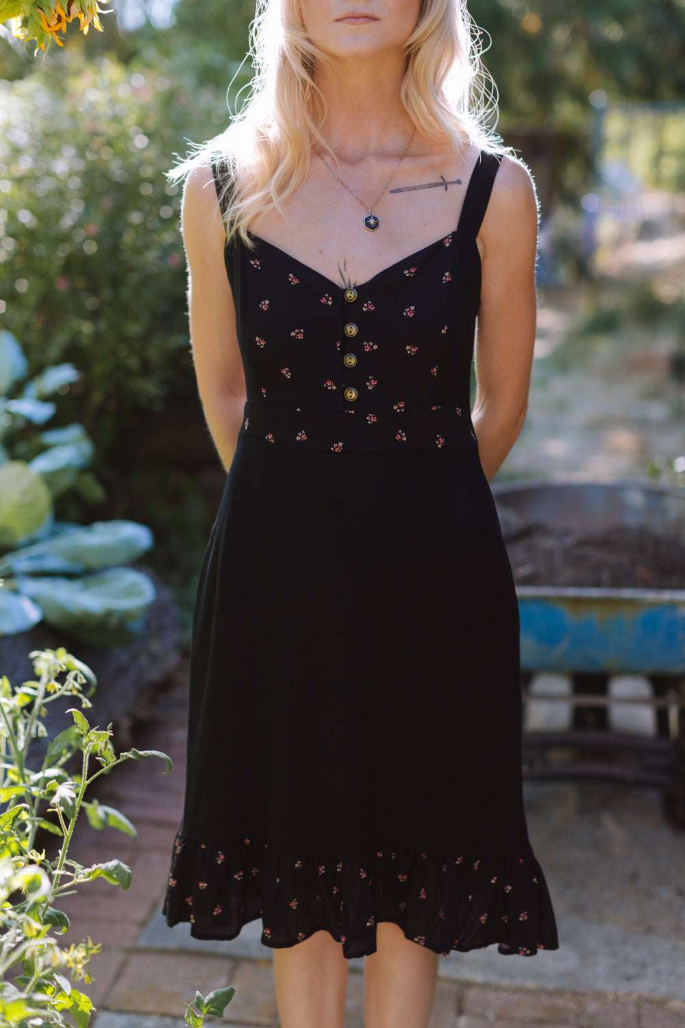 Field Day Dress Gemma Dress in Black and Floral