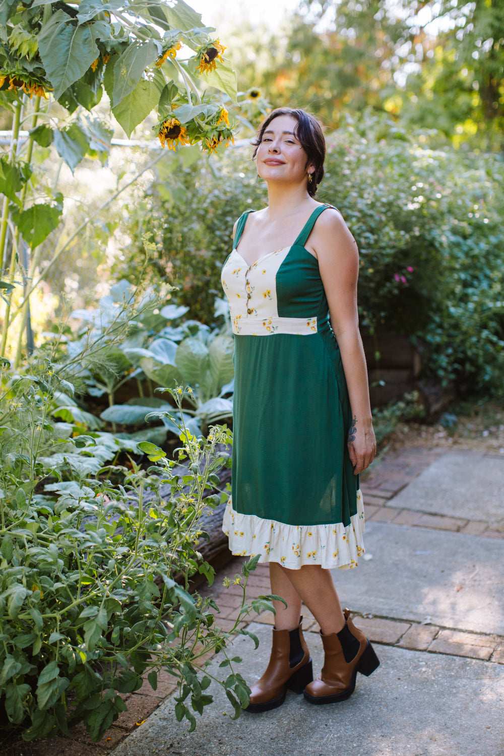 Field Day Dress Gemma Dress in Green Poppy