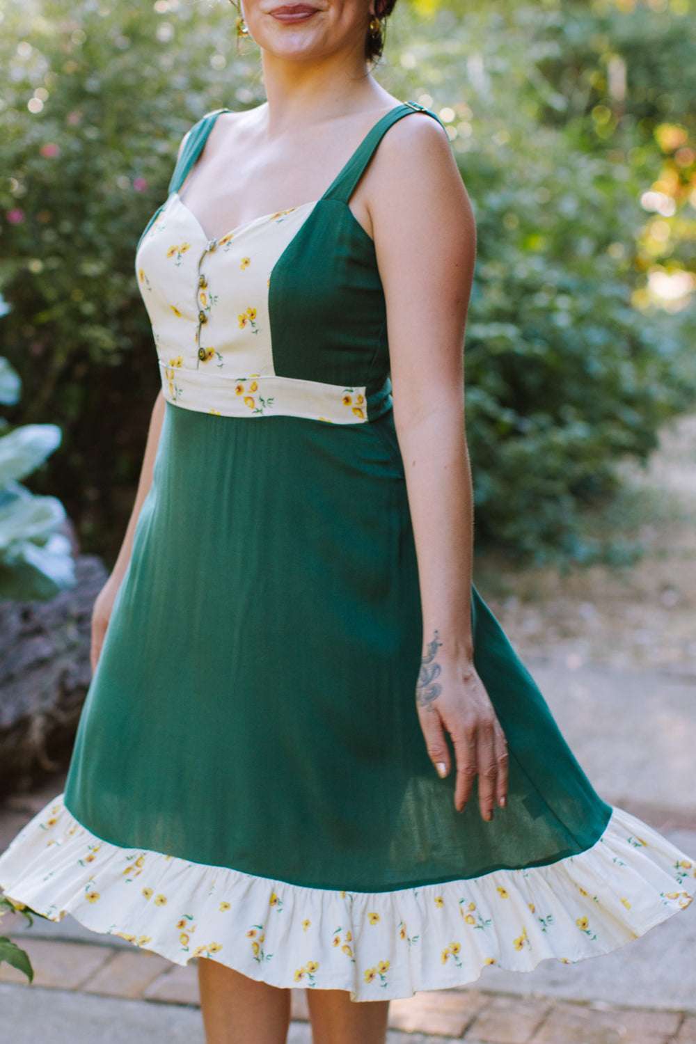 Field Day Dress Gemma Dress in Green Poppy