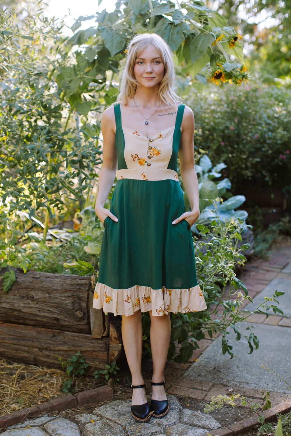 Field Day Dress Gemma Dress in Green Butterfly