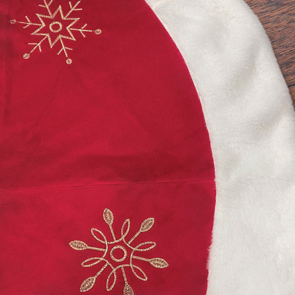 48&quot; Red Snowflake Embroidered Tree Skirt With Faux Fur Trim