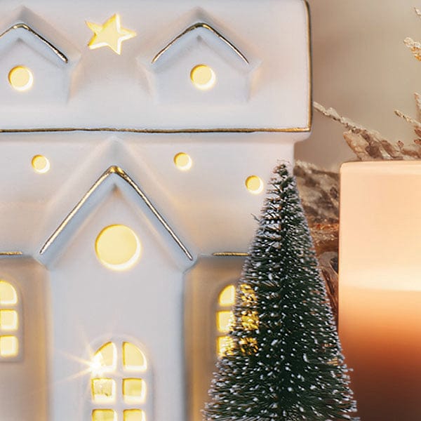 Old World Christmas 6 X 4.5 X 5.75 / 50606 Lit Ceramic House With Trees