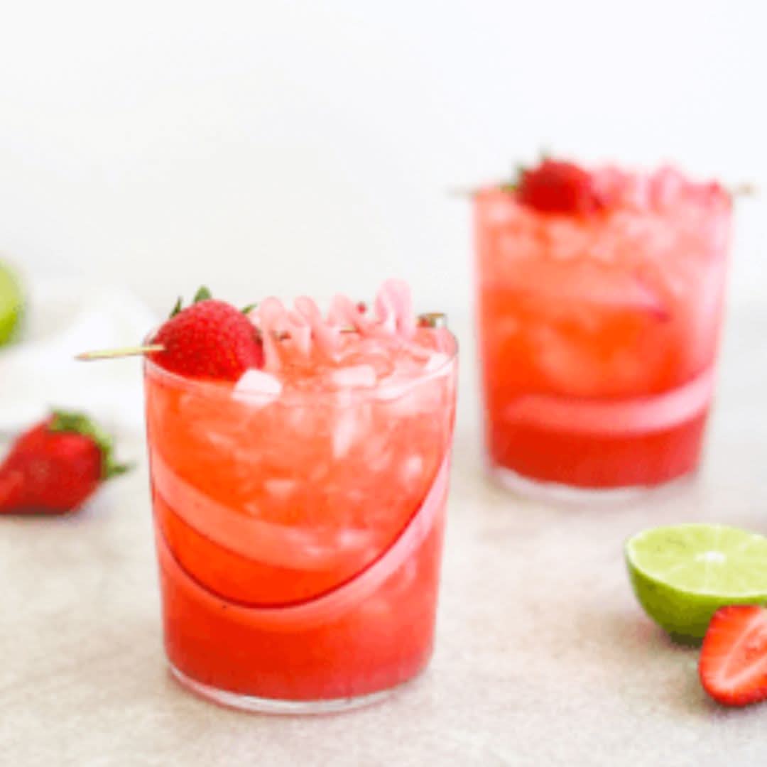 Wood Stove Kitchen Cocktail and Drink Mixers Strawberry and Basil Syrup Mixer – 16 fl oz