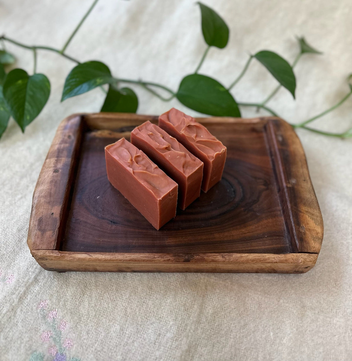 Frankincense &amp; Manuka Honey Donkey Milk Facial Soap 4.5 oz
