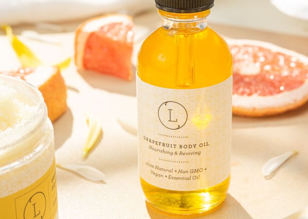Lizush CREAMS &amp; OILS Moisturizing set with Grapefruit body oil and Body scrub
