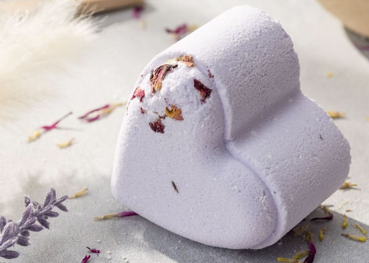 Bath Bombs - Lavender  - a Set of 5 Heart Shaped Gift box - Mother&