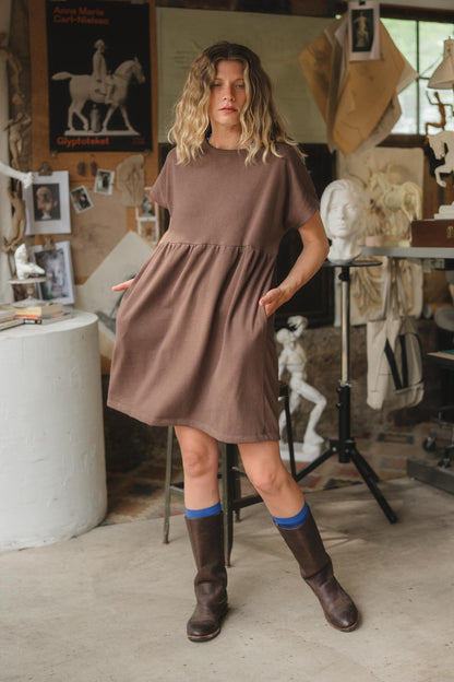 Porch Dress in Umber