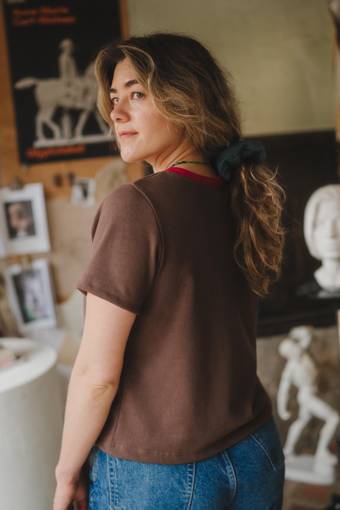 Kronos Tee in Umber