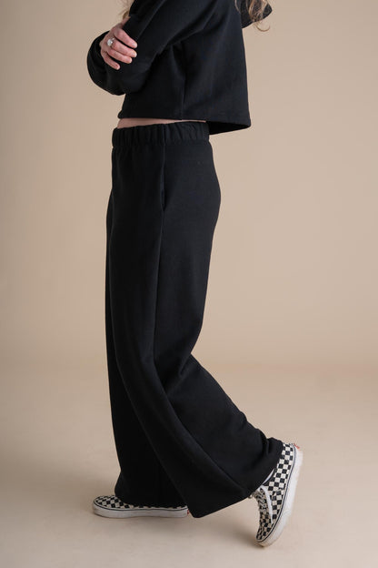 Retreat Pants in Black