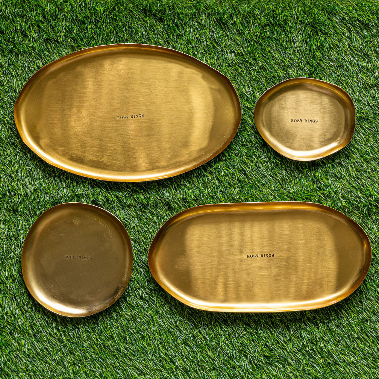 Gold Accent &amp; Signature Botanical Candle Plate