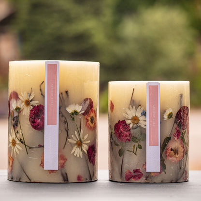 Signature Botanical Candle - Apricot Rose