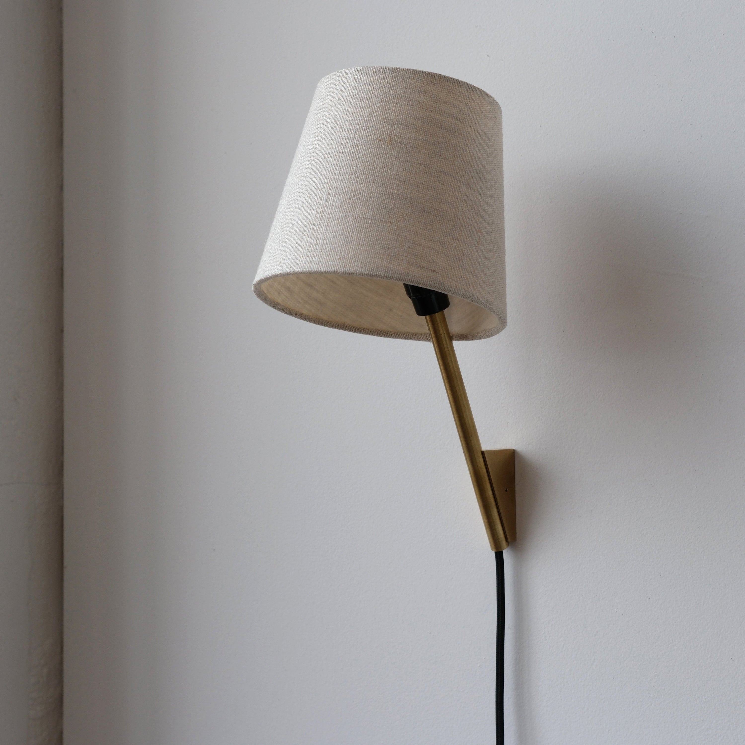 Misewell Lamps Brass Tokyo Sconce